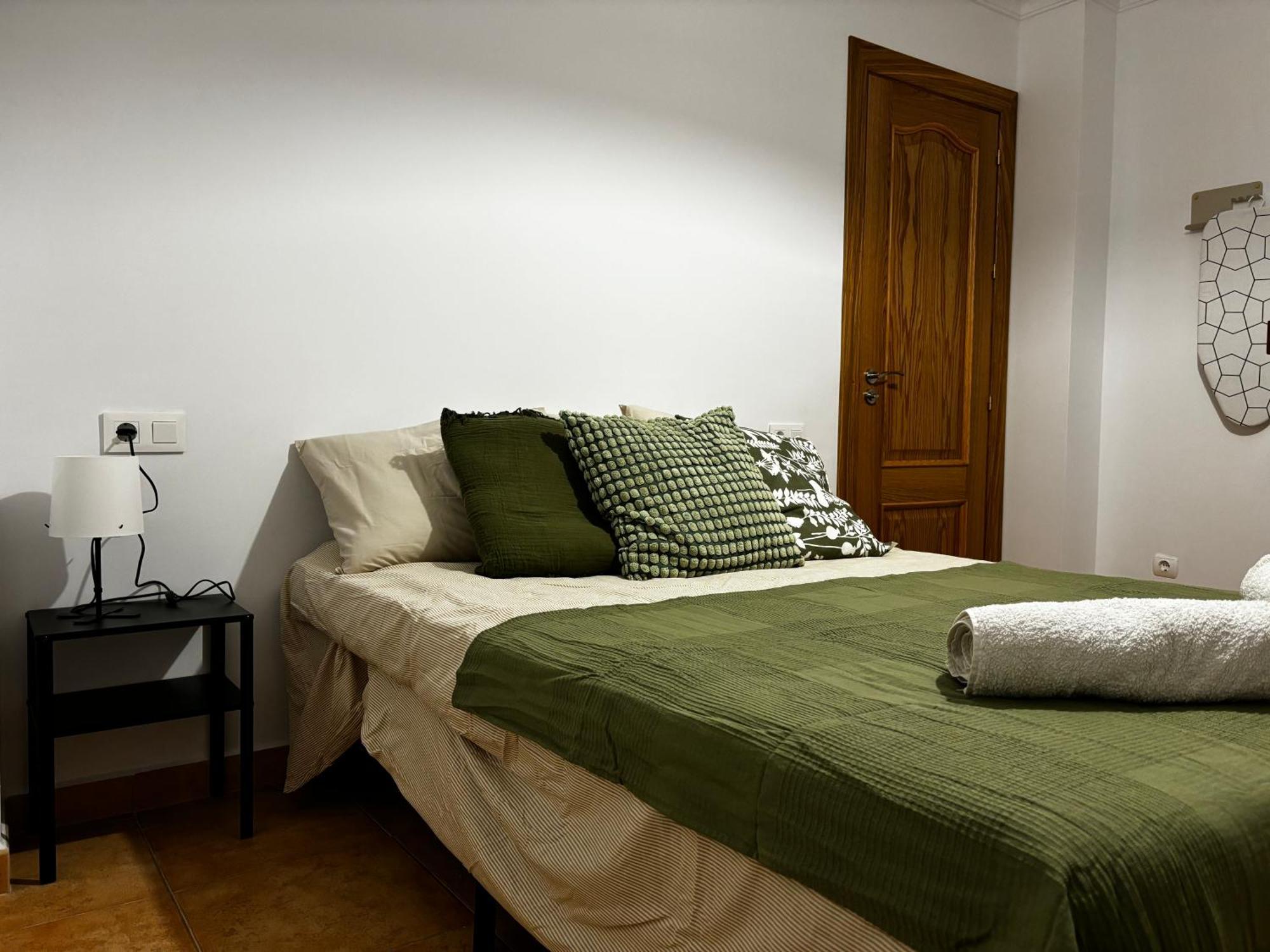 Habitacion En Casa Vacacional Фуэнхирола Экстерьер фото